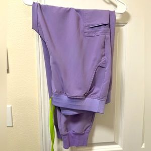 Figs women's Lavender Dew Zamora™ - Jogger Scrub Pants